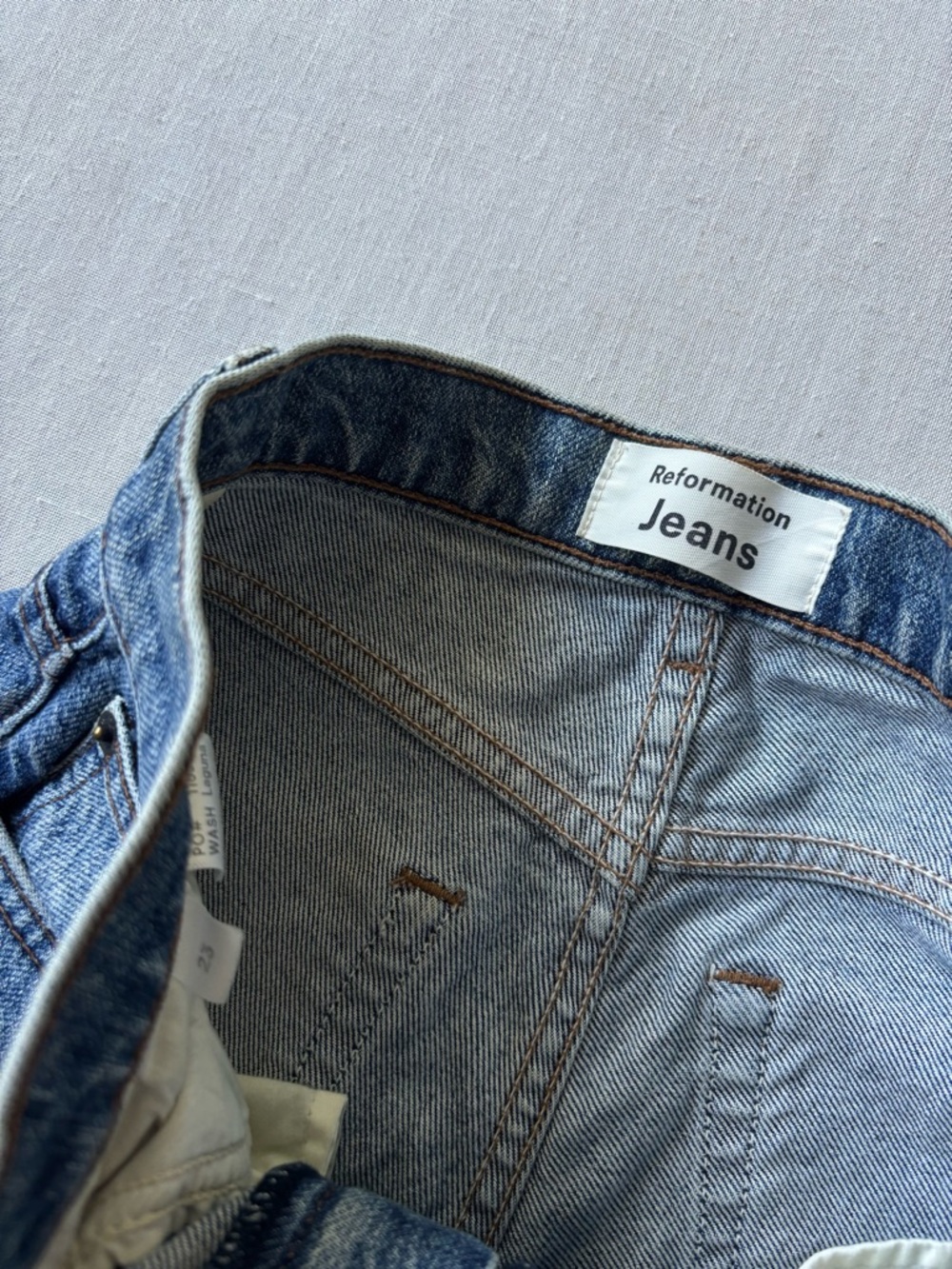 Reformation Liza High Rise Straight Jeans Laguna Wash Size 23 - Picture 6 of 14